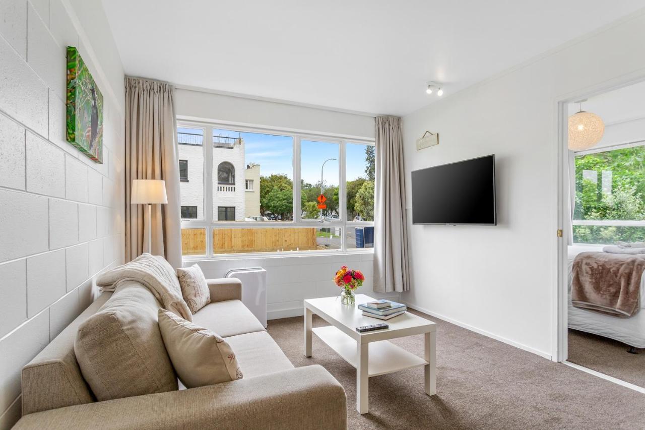 One Bedroom Apartment, Heart Of Newmarket Auckland Exterior foto